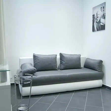 Lotus Apartment Vienna Exterior photo